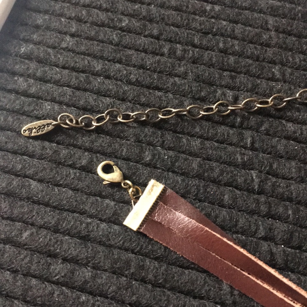 Statement Choker - Picture 4 of 4